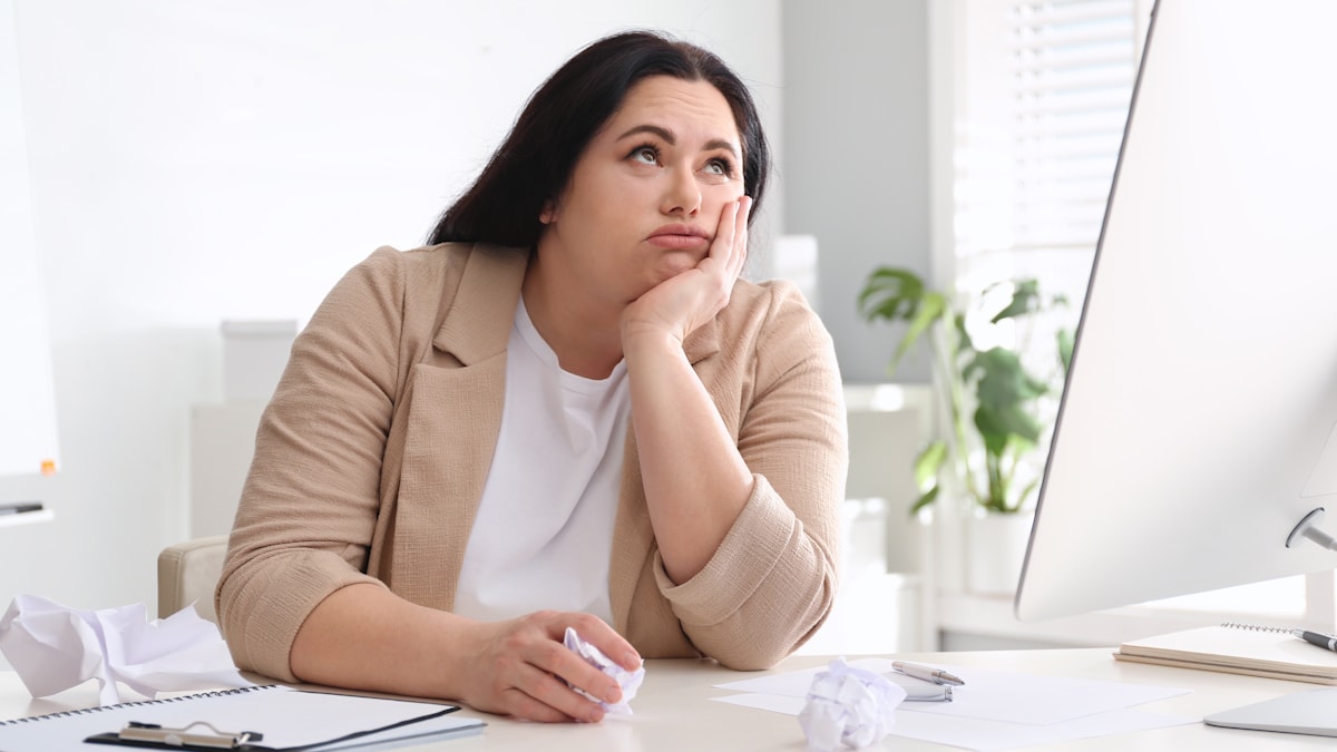 Masa başı çalışanların gizli düşmanı! Basen ve obezite