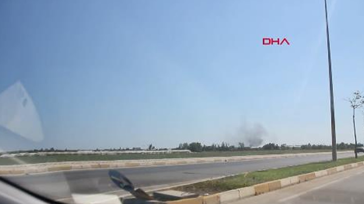 Serik'te ormana sıçrayan yangın söndürüldü