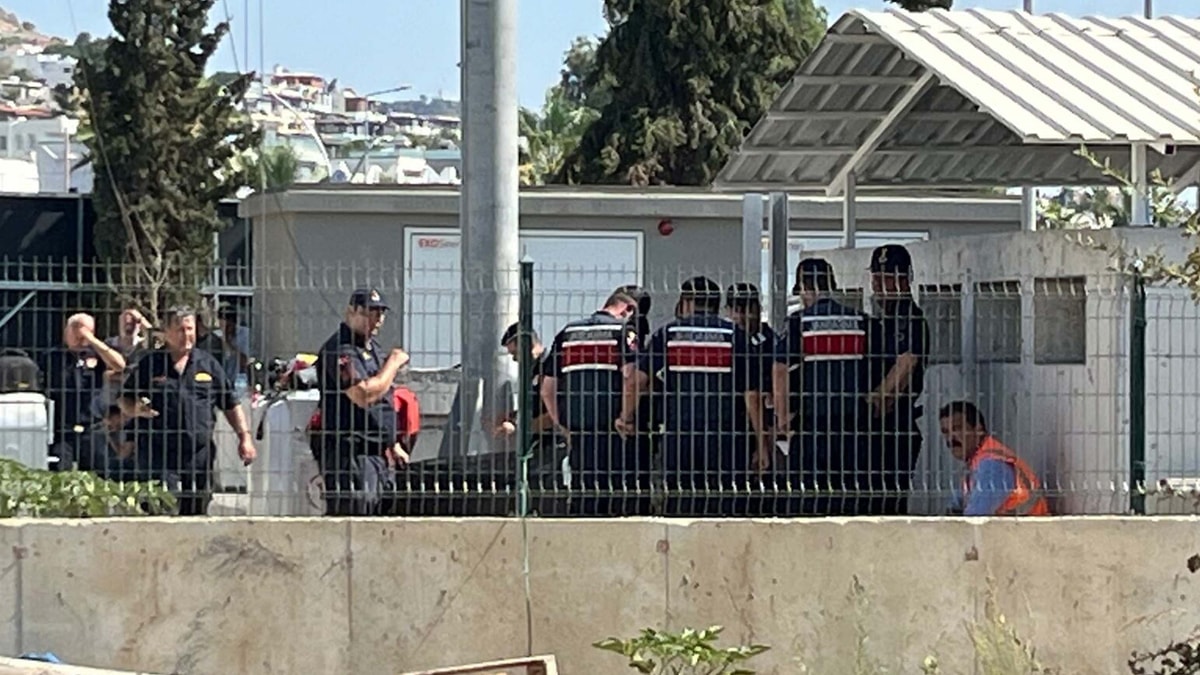 Kanalizasyon terfi merkezinde temizlik yapan işçiler zehirlendi: 1 ölü, 2 yaralı