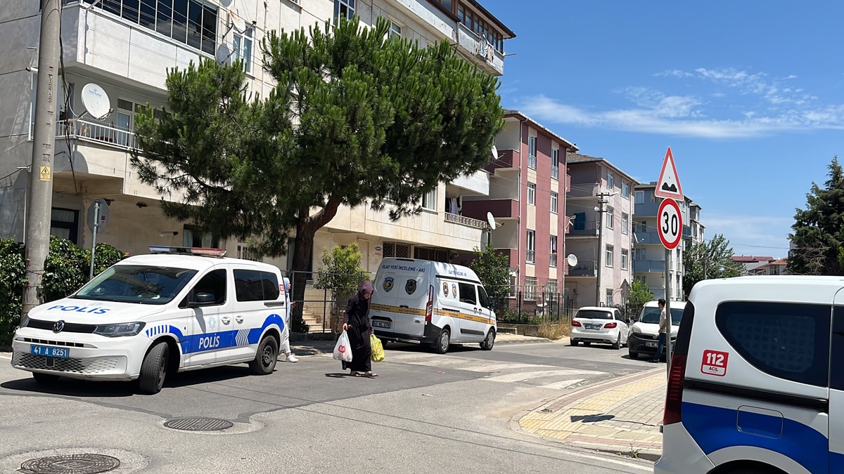 Ailesiyle kavga etti, polisi tornavidayla yaraladı