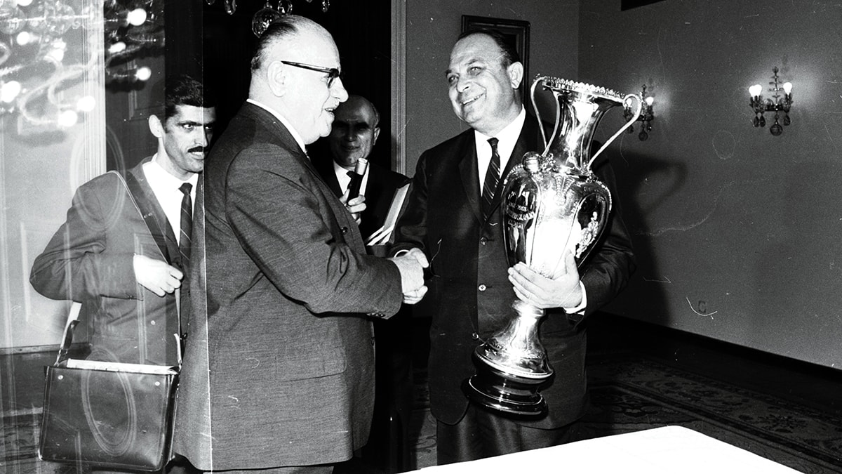 Fenerbahçe, efsane başkan Faruk Ilgaz'ı vefatının 10. yılında andı