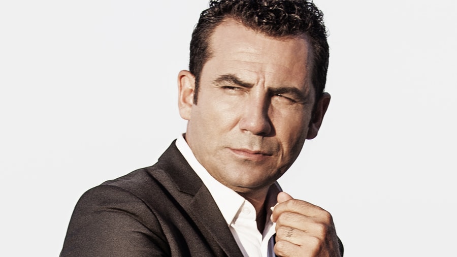 Ferhat Göçer'den Kıbrıs marşı