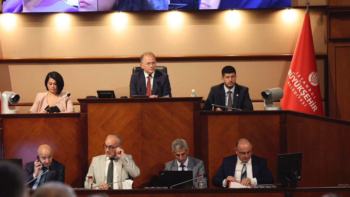 İBB Meclisi'nde '2.5 milyon mülteci' gerilimi