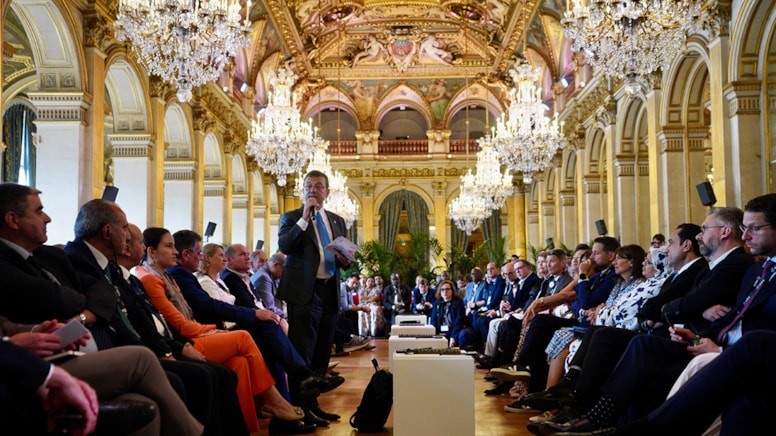 İmamoğlu Paris’te konuştu: İstanbul Avrupa'nın en savunmasız kıyı şehri