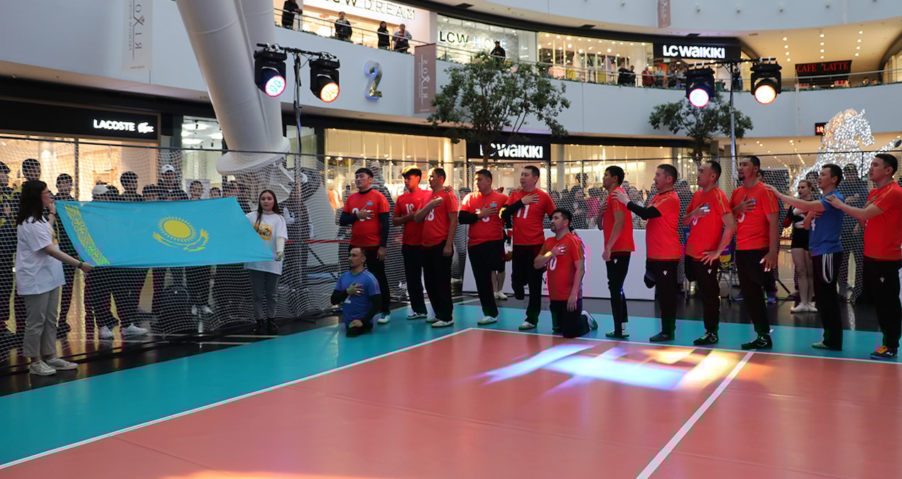 Kazakistan Oturarak Voleybol Erkek Milli Takımı 28 yıl sonra Paris Paralimpik Oyunları'nda