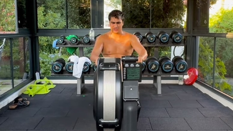 Mert Ramazan Demir Spor Yaparken