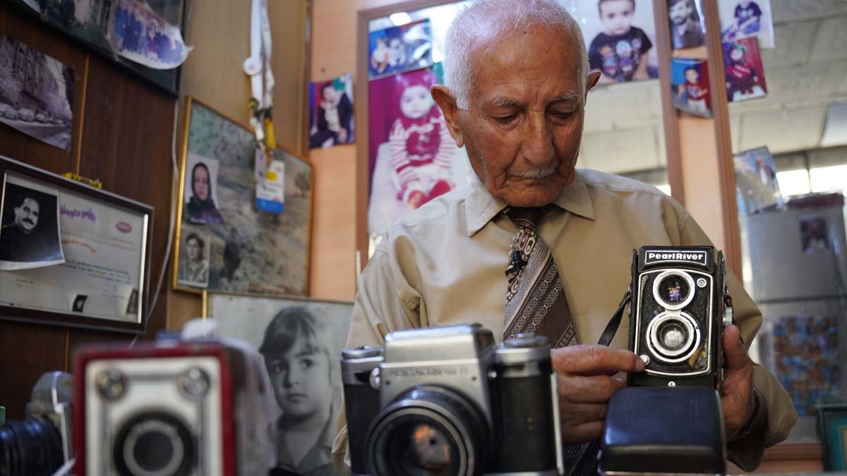 Çocukluk hayali olan mesleğini 70 yıldır sürdürüyor