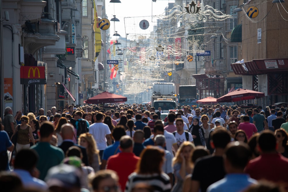 TÜİK'ten korkutan nüfus senaryosu: 77 Milyonun altına düşebilir