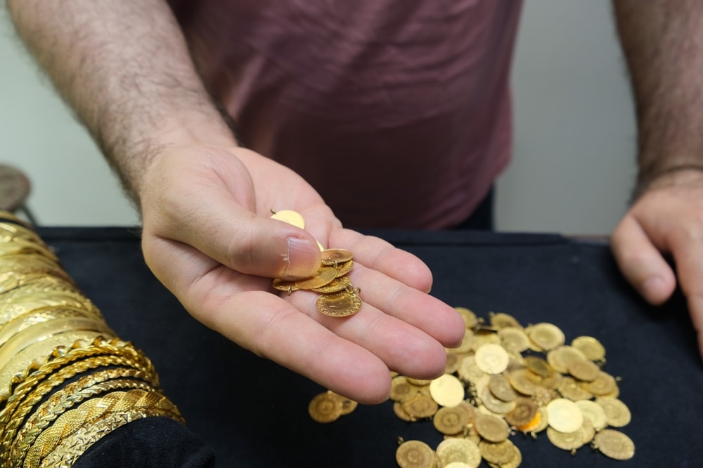 Altın fiyatları Powell sonrası arttı