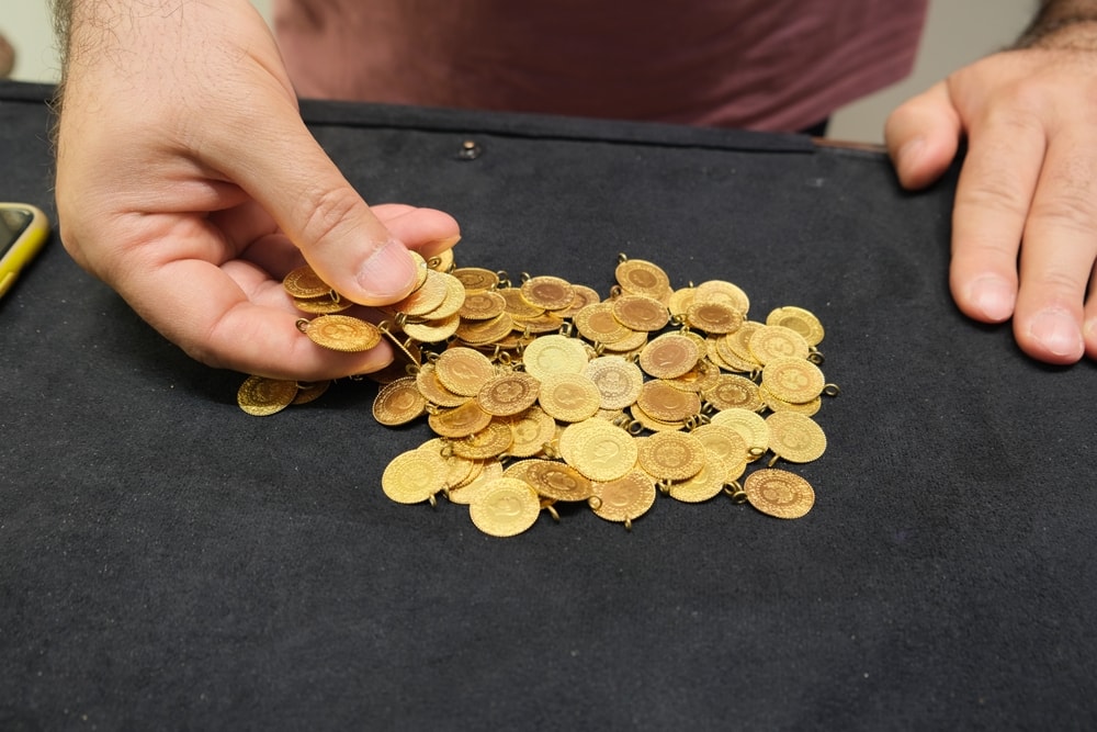 2024'ün ilk altı ayında 11,4 milyon adet çeyrek altın üretildi