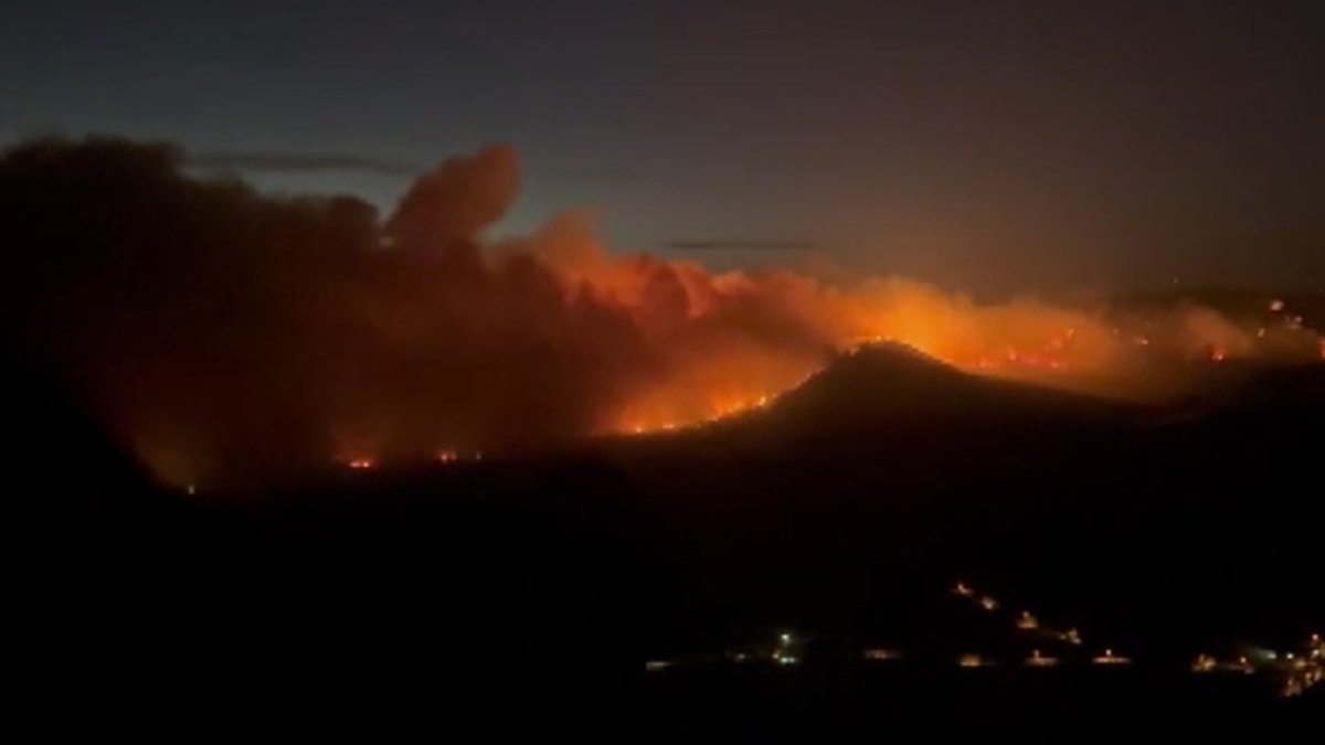 Soma'da yangın büyüdü, mahalleler boşaltılıyor