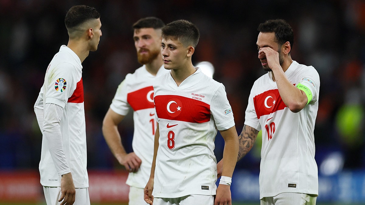 Türkiye'nin EURO 2024 serüveni, dünya basınında: 'Baskıya yenik düştüler'
