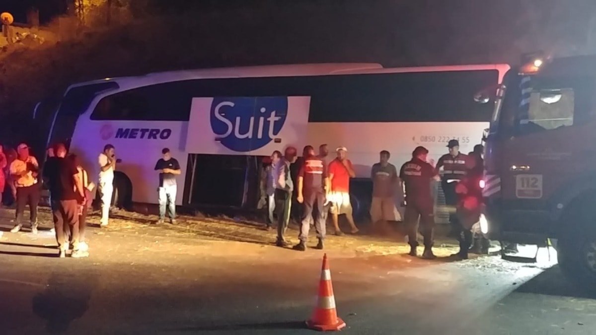 Aydın'da otobüs yoldan çıktı: Ölü ve yaralılar var