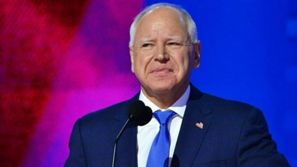 Başkan adayı Harris'e vali desteği