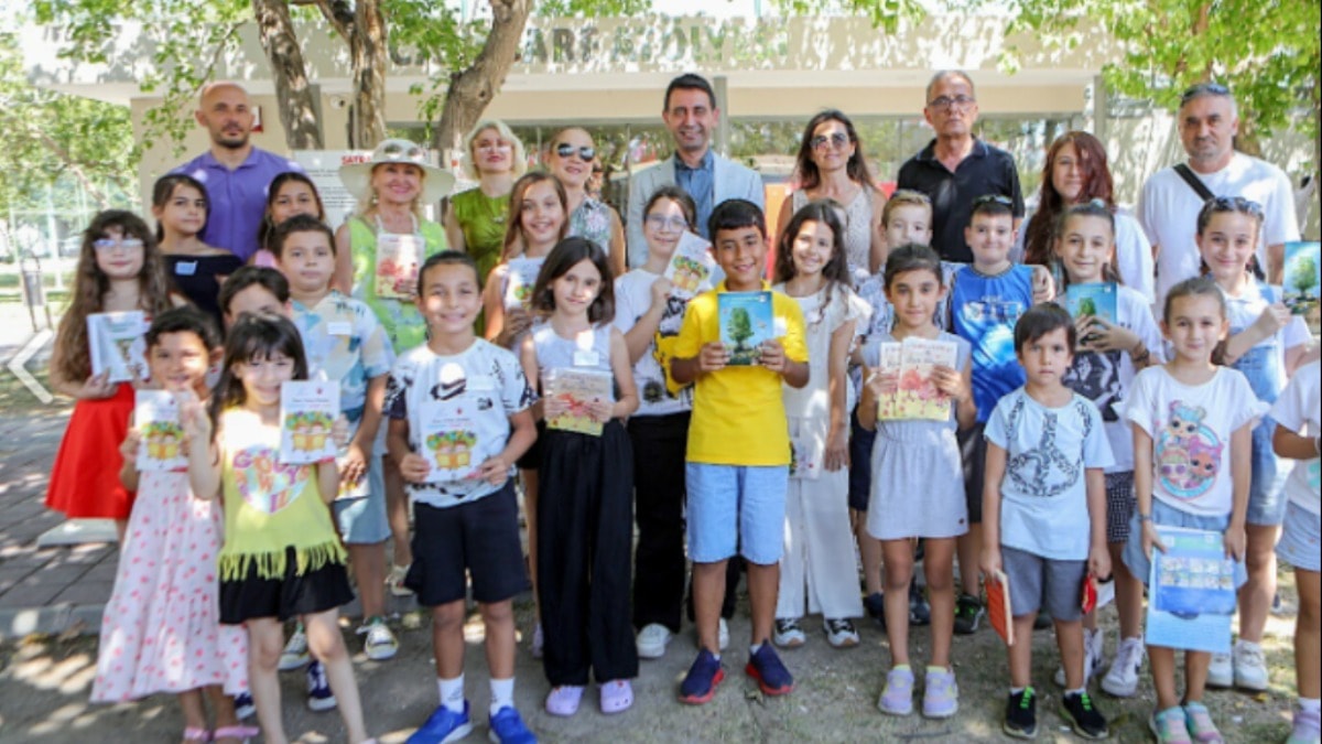 Kitap Takası Şenliği'ne büyük ilgi