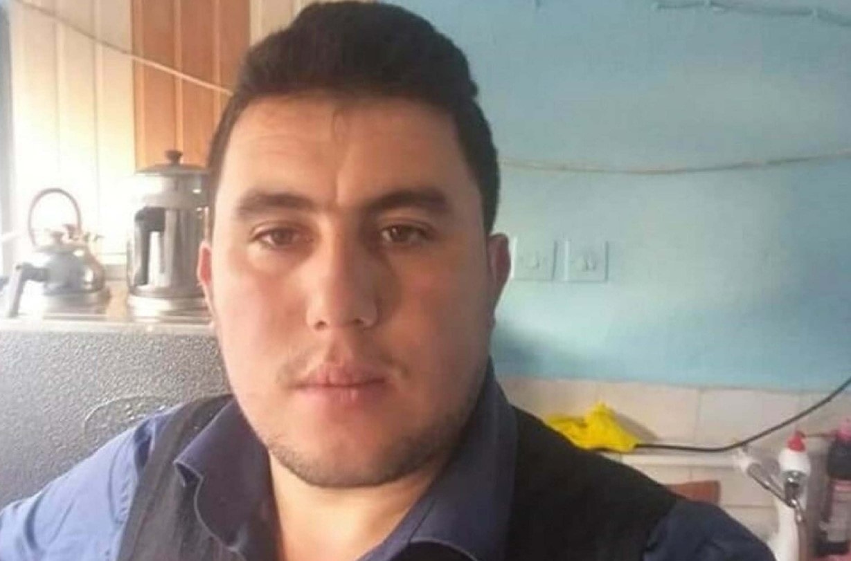 Elektrik hattı kablolarına müdahale ederken can verdi