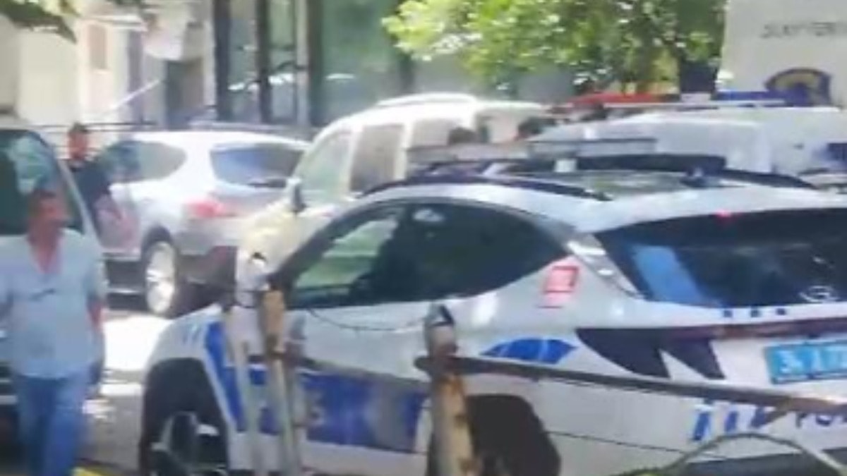 İstanbul'da aile faciası: Babasını öldürdü, annesini ve kardeşini yaraladı