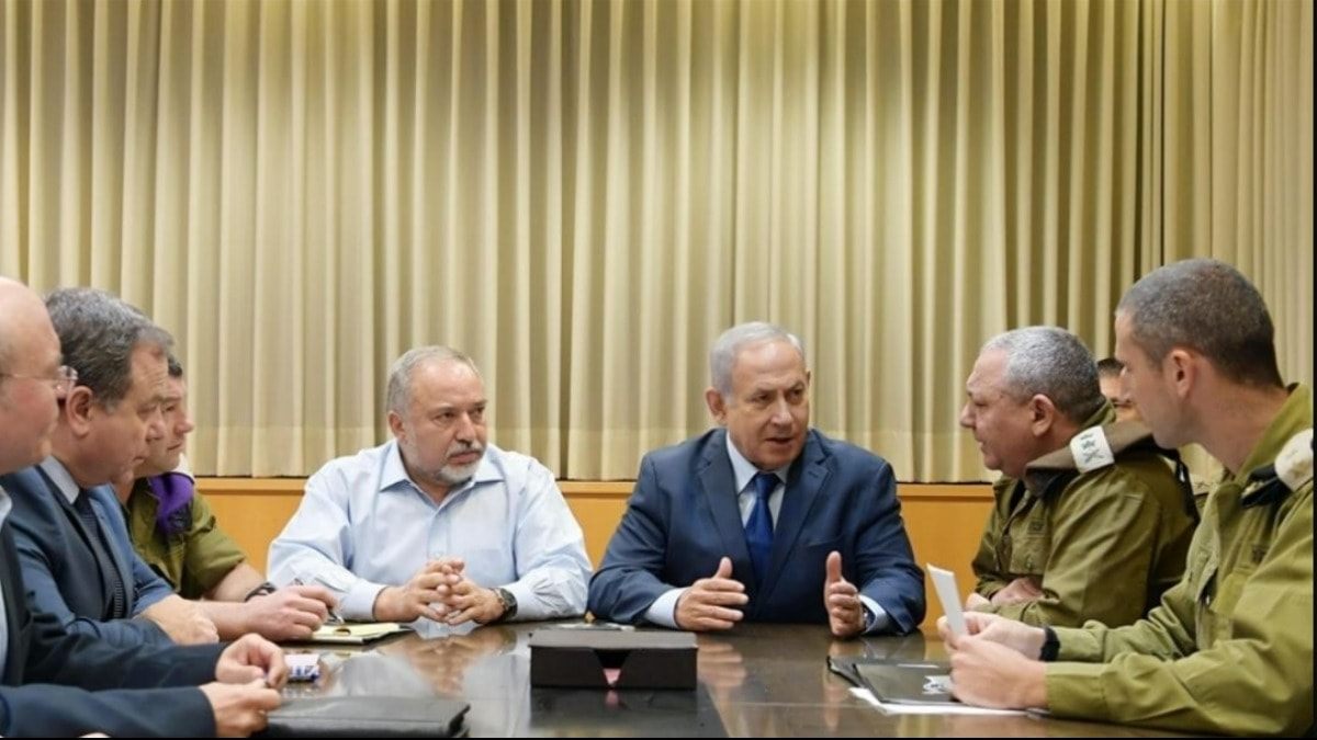 İsrail, Lübnan için toplanıyor