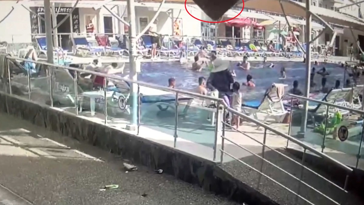 Havuz kenarında başına baca kapağı düşen kadından acı haber