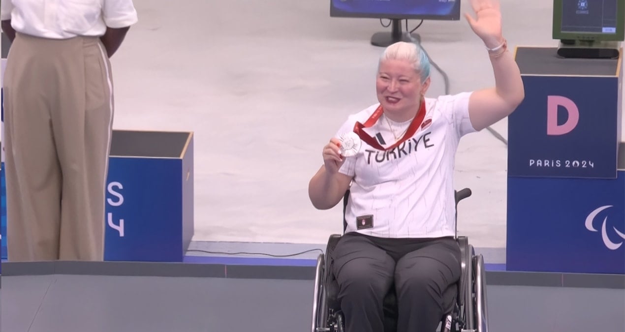 Paris 2024 Paralimpik Oyunları: Aysel Özgan'dan gümüş madalya!