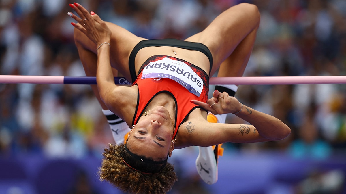 Paris 2024 Olimpiyatları: Buse Savaşkan kadınlar yüksek atlamada finalde!