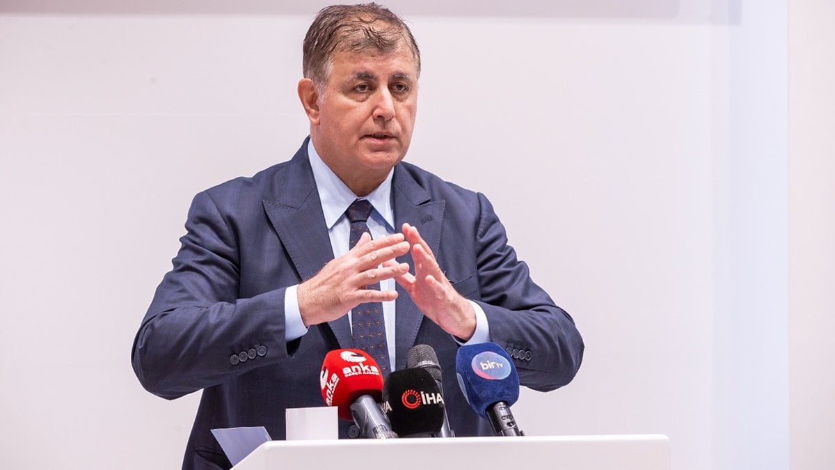 Başkan Tugay'dan İzmir'deki operasyonla ilgili açıklama
