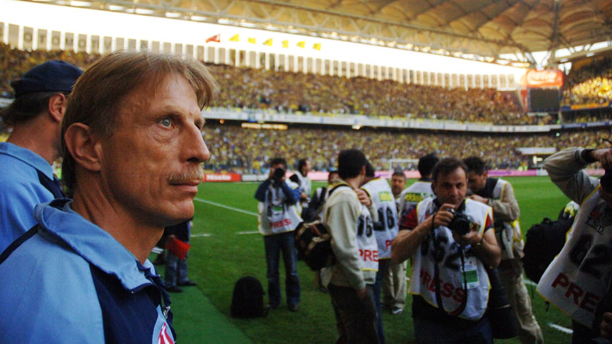 Christoph Daum: Futbol sahalarının asi ruhunun son savaşı