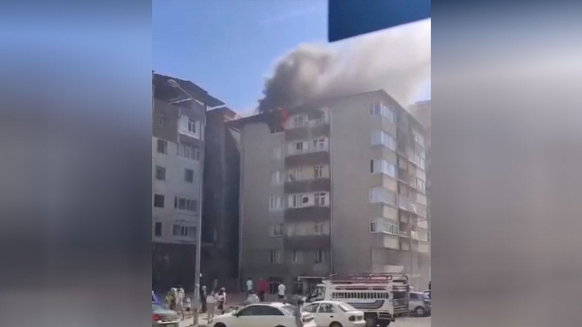 Prizde unutulan şarj aleti yangına neden oldu