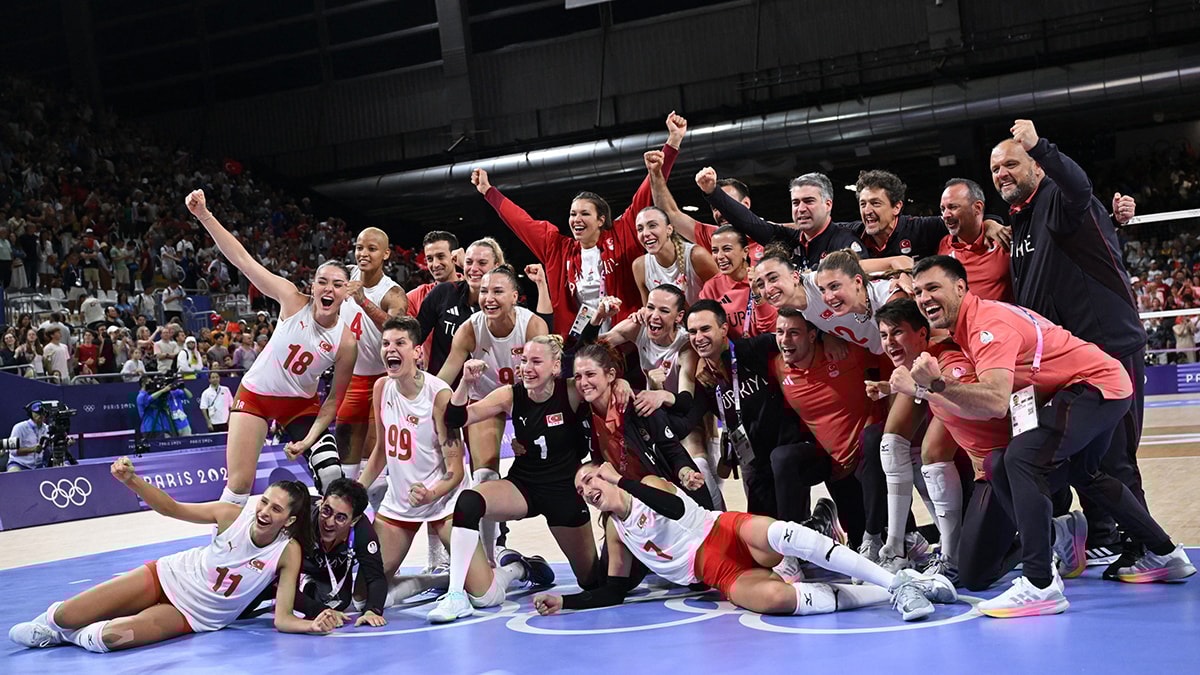Paris 2024: A Milli Kadın Voleybol Takımı'nın yarı finaldeki rakibi İtalya oldu
