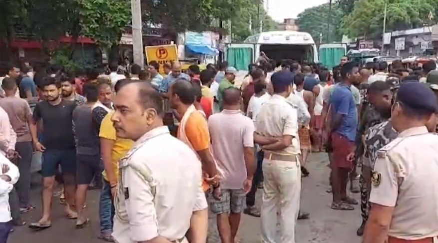 Hindistan'da tapınakta izdiham çıktı, 7 kişi öldü