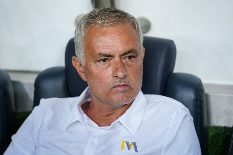 Mourinho'dan penaltı tepkisi: Sadece hakem biliyor