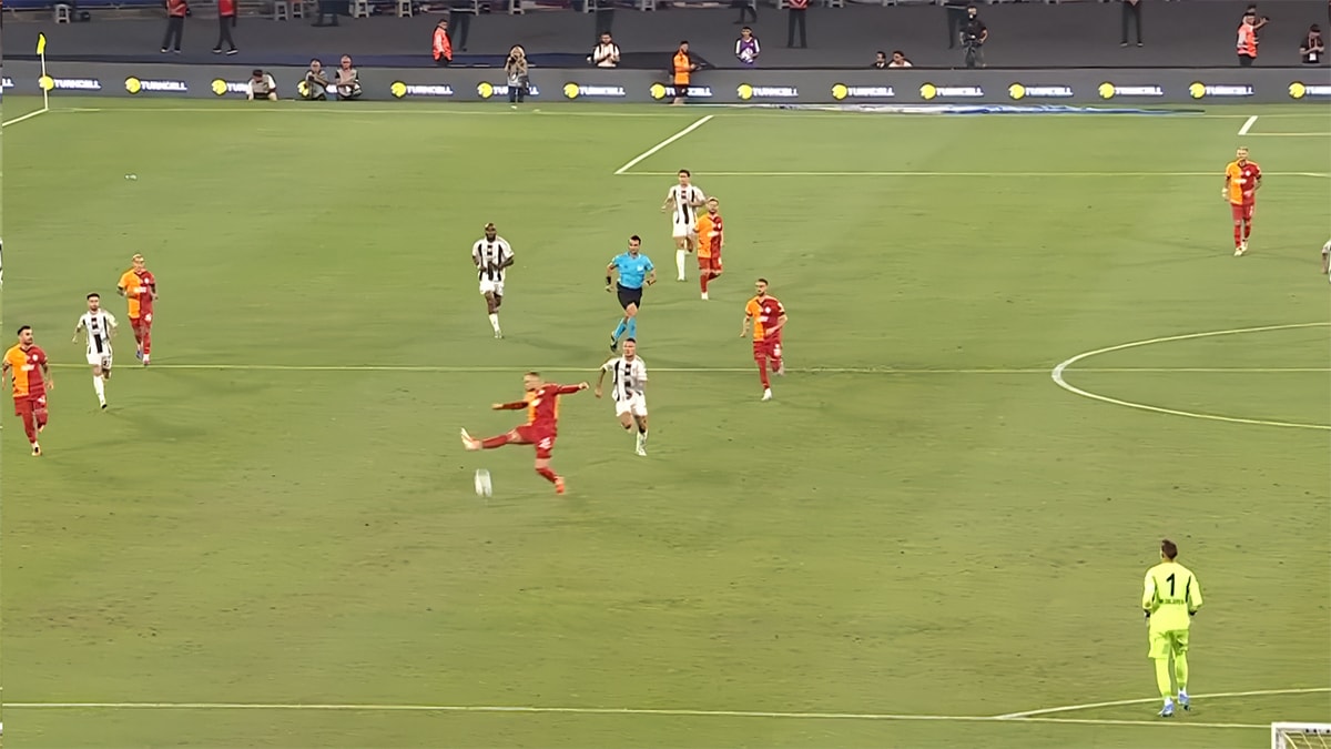 Victor Nelsson'un hatasını Ciro Immobile affetmedi: 21. saniyede Beşiktaş formasıyla ilk gol ve rekor