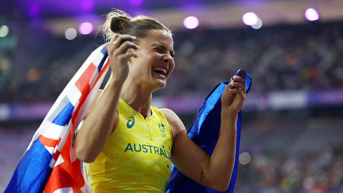 Paris 2024 Olimpiyatları: Nina Kennedy'den sırıkla atlama zaferi