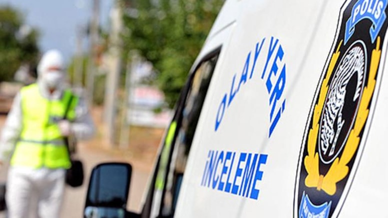 Hafif ticari araç, motosikletLE çarpıştı: 1 ölü, 1 ağır yaralı
