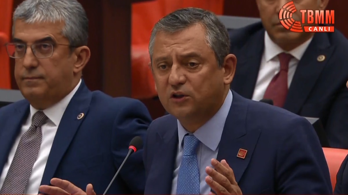 Özgür Özel: Çok utandım