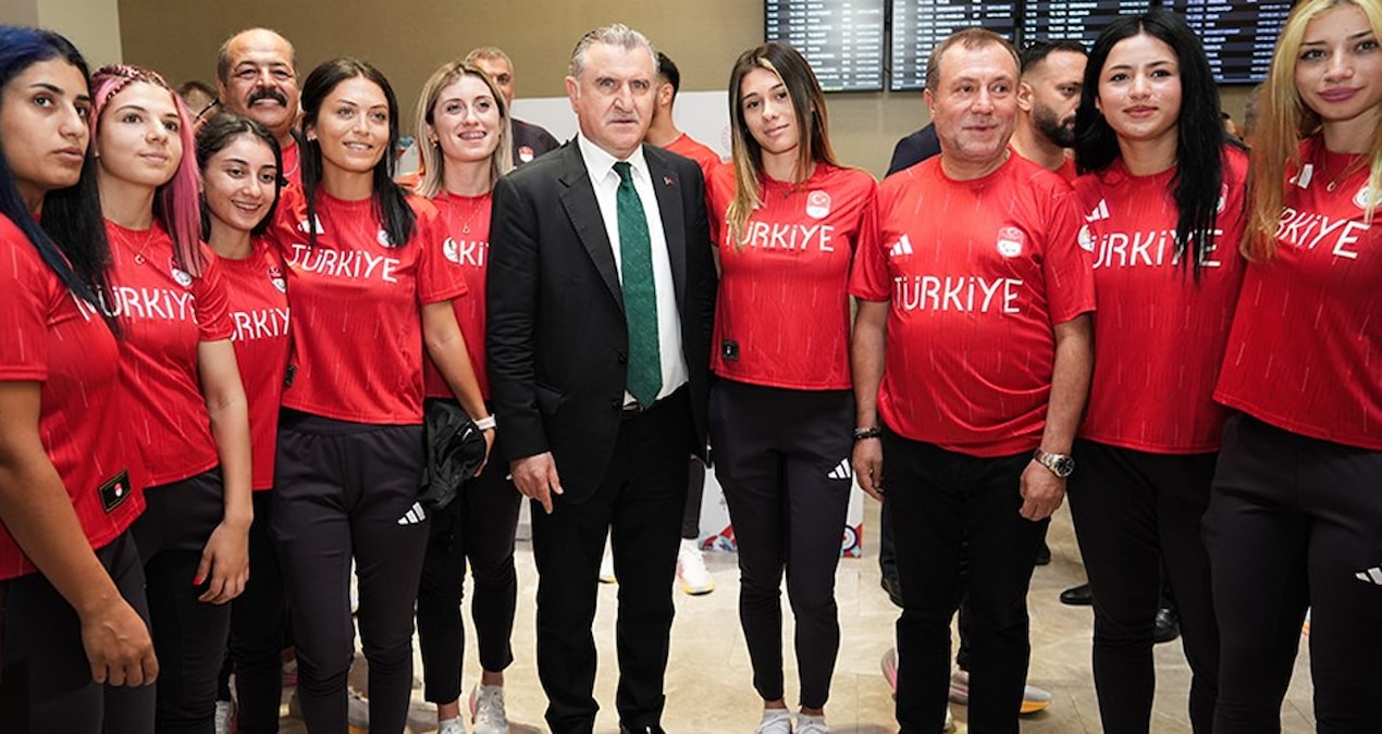 Paris'te gelenek bozulmasın!