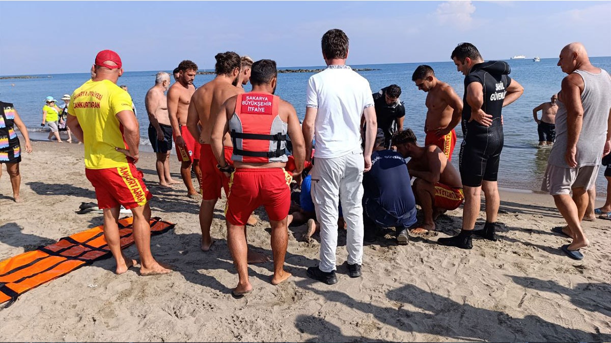 Serinlemek istediği denizde boğuldu