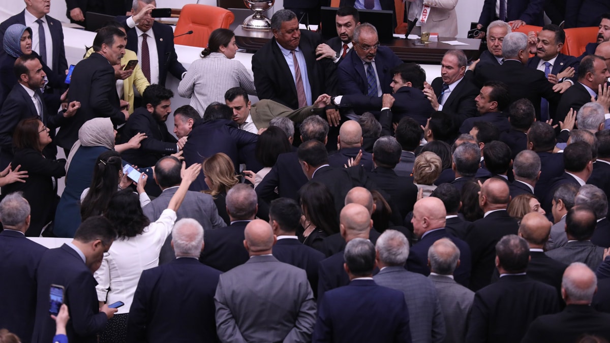 Meclis'te yaralanan Koçyiğit'ten sert eleştiri