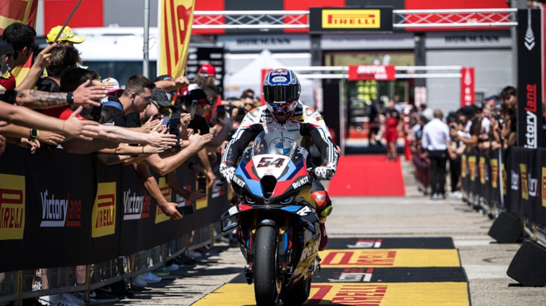 Toprak Razgatlıoğlu, Superbike şampiyona rekorunu geliştirdi