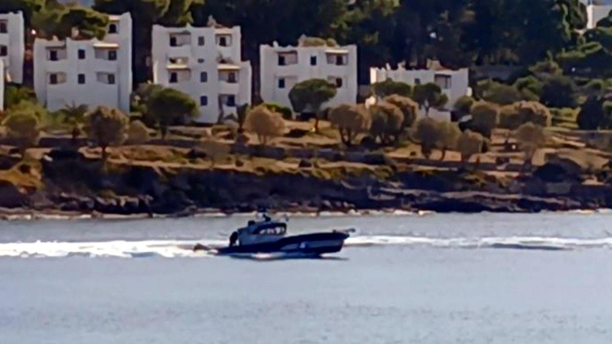 Yunan sahil güvenlik botu Bodrum'da