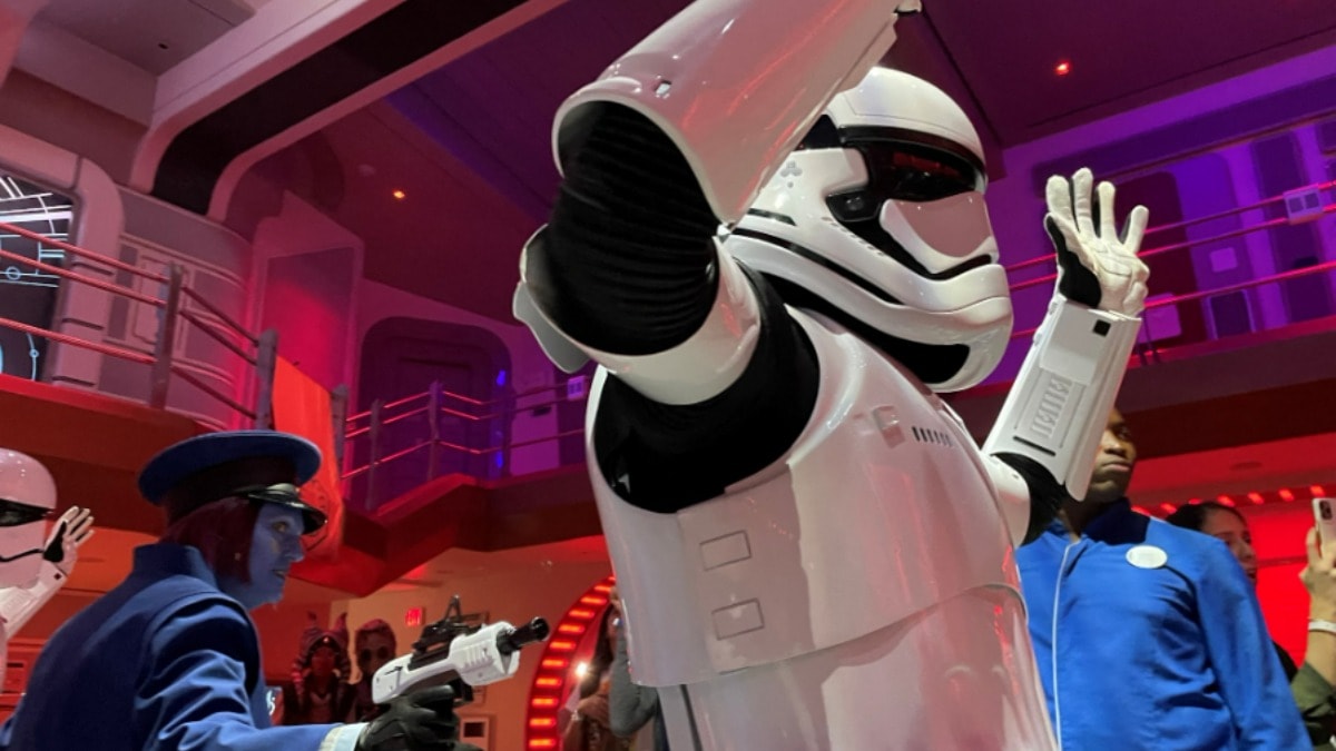 Pasaport başvurusunda bulunan aile şoke oldu: İsmi için izin isteyecekler