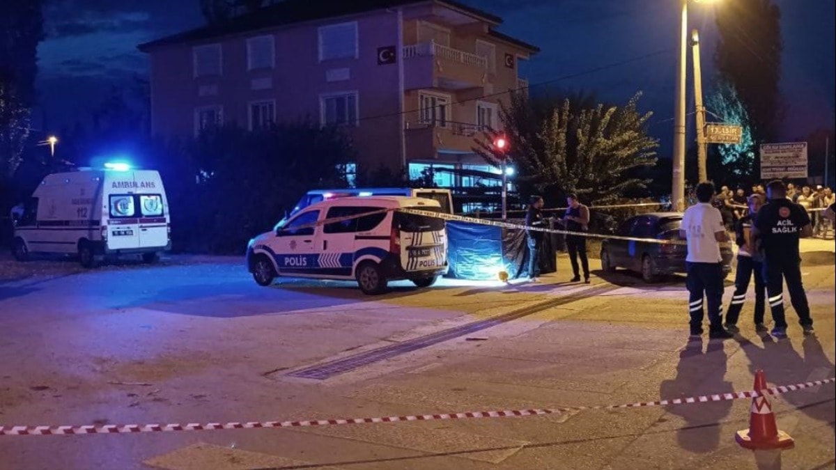 Burdur'da kanlı pusu: Baba ile oğluna kurşun yağmuru