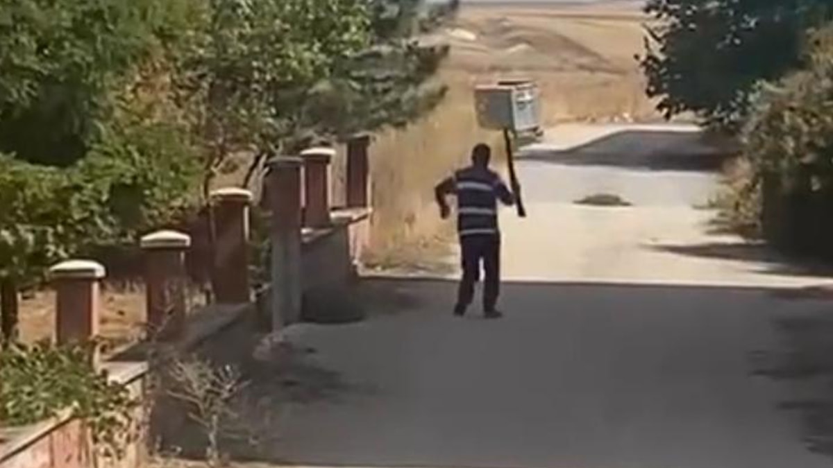 Köpeğe tüfekle ateş etti