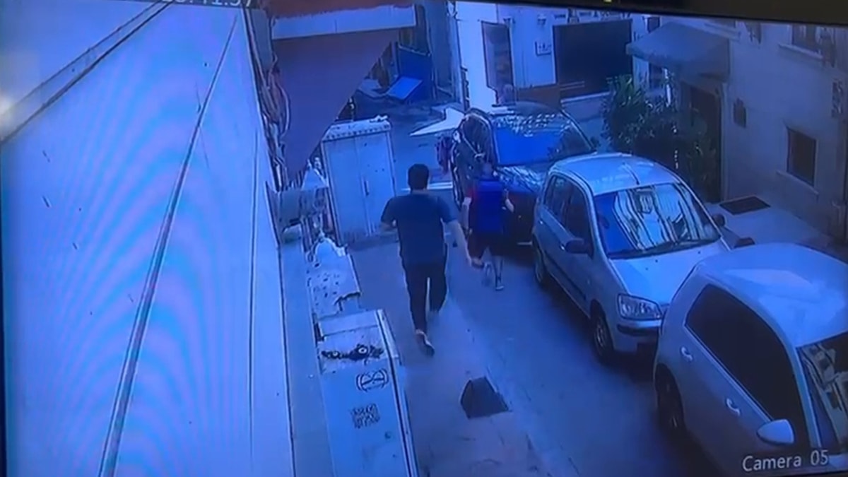 Dehşet: Otel odasında sevgilisini döve döve öldürdü