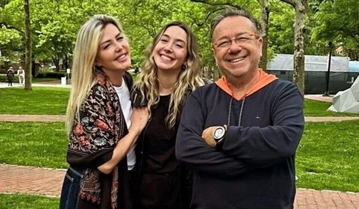 Okurken sinirleriniz bozulacak! Gani Müjde kızının THY ile yaptığı New York uçuşunu kaleme aldı