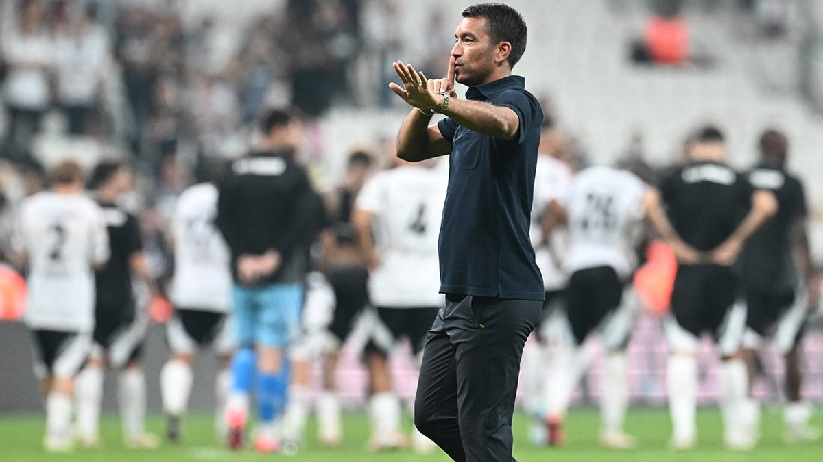Beşiktaş'ın kabustan uyanışı: Giovanni van Bronckhorst ile yeni dönem