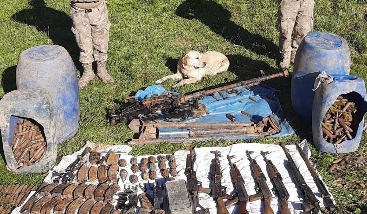 PKK'nın sığınağından cephanelik çıktı
