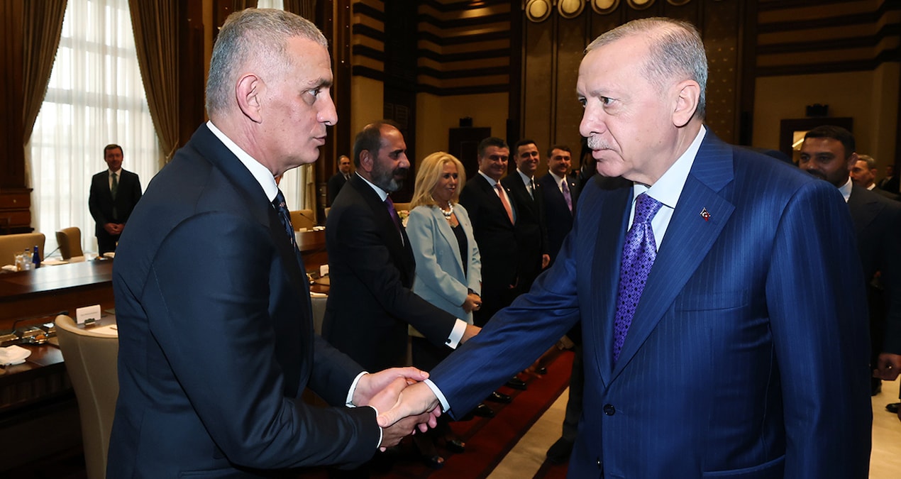 TFF Başkanı İbrahim Hacıosmanoğlu'ndan Cumhurbaşkanı Erdoğan'a: "Sizin yolunuzdan yürüyoruz"