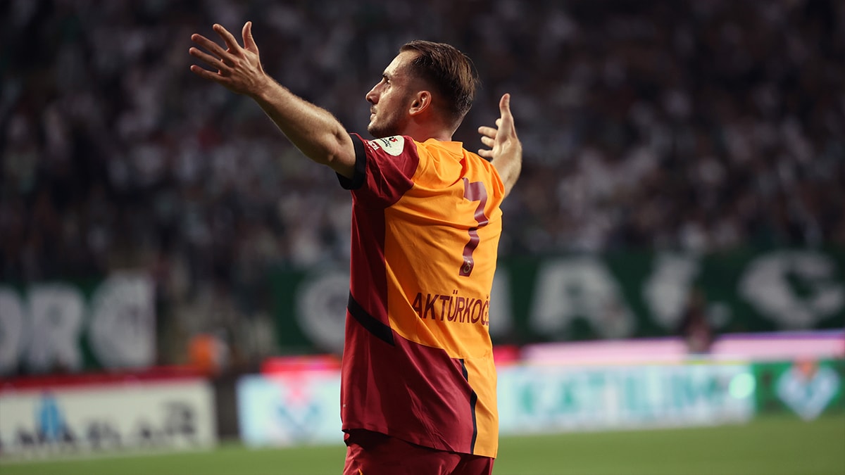 Kerem Aktürkoğlu: Depremden futbol zirvesine