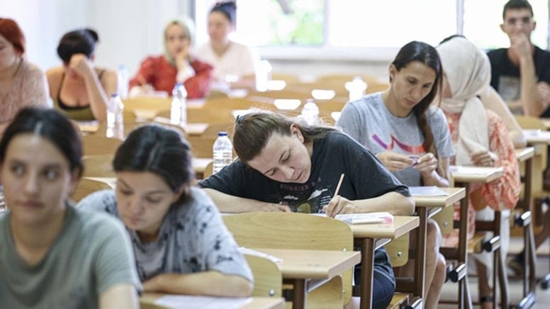 Öğretmenler 13 Temmuz'da sınava girecek